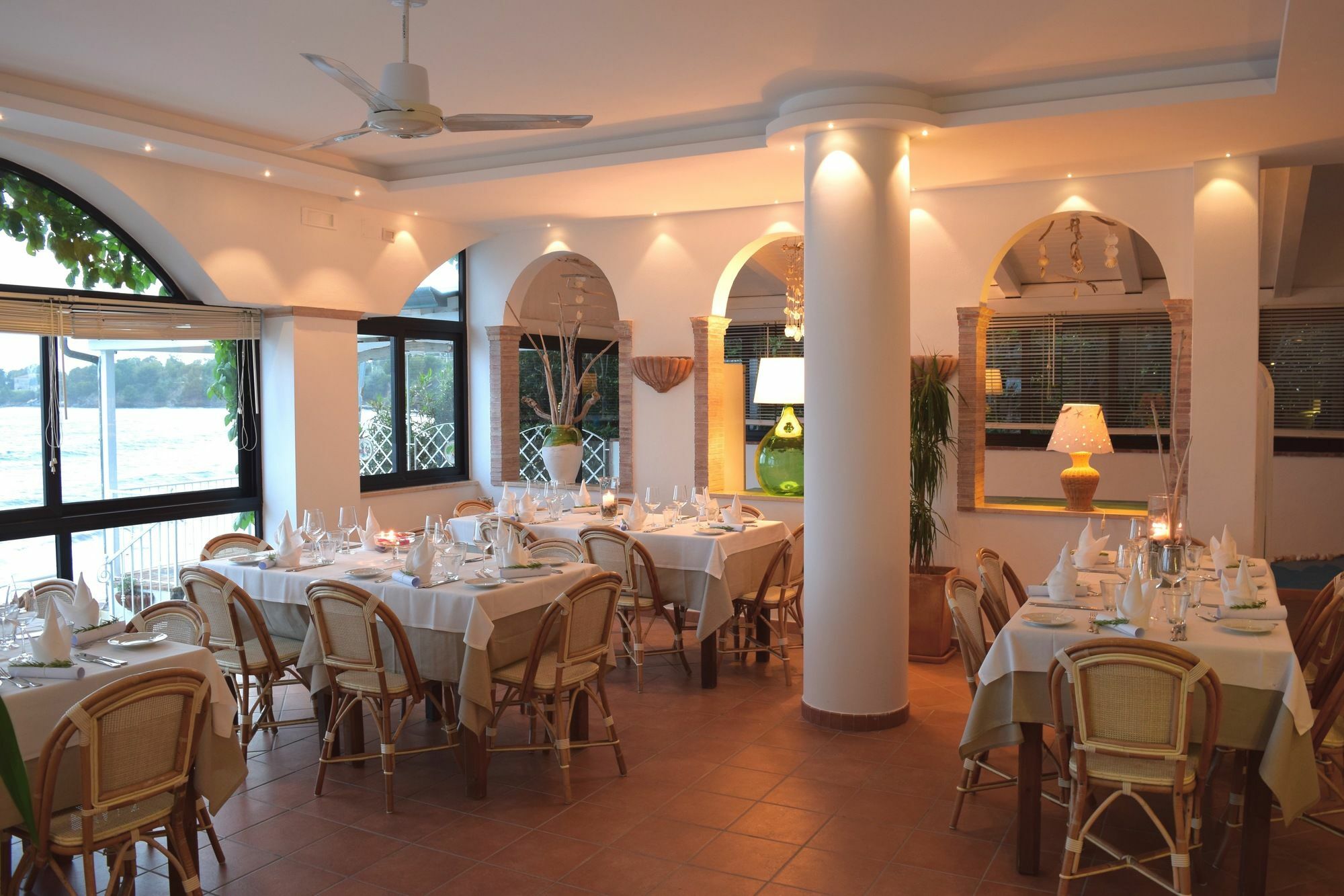 Il Cefalo Hotel & Restaurant カステッラバーテ エクステリア 写真