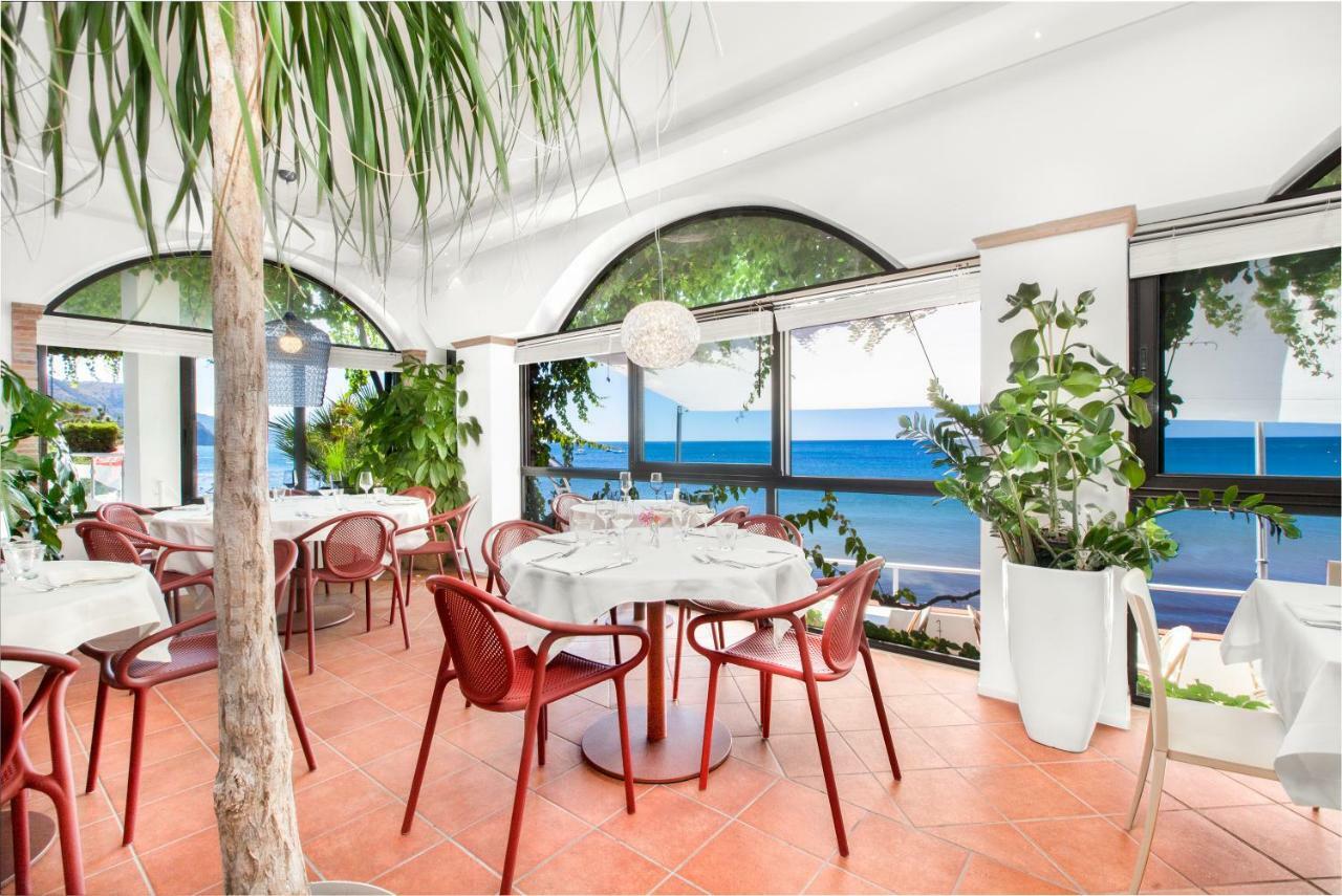 Il Cefalo Hotel & Restaurant カステッラバーテ エクステリア 写真