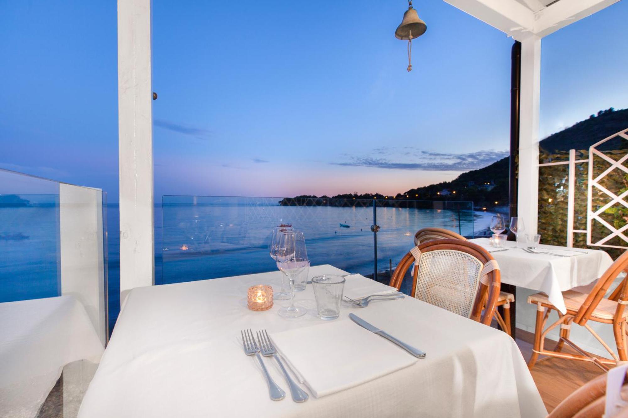 Il Cefalo Hotel & Restaurant カステッラバーテ エクステリア 写真